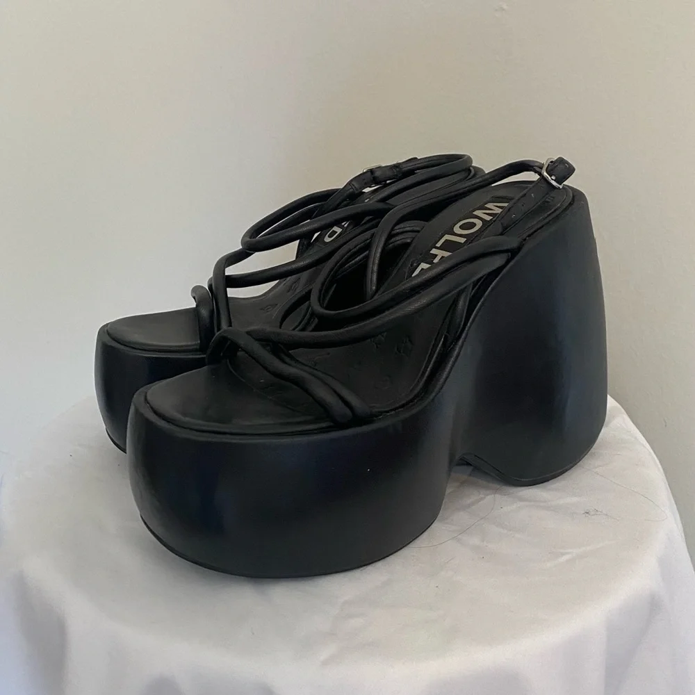 Naked Wolfe Black Platform Strappy Sandals - Picture 2 of 6